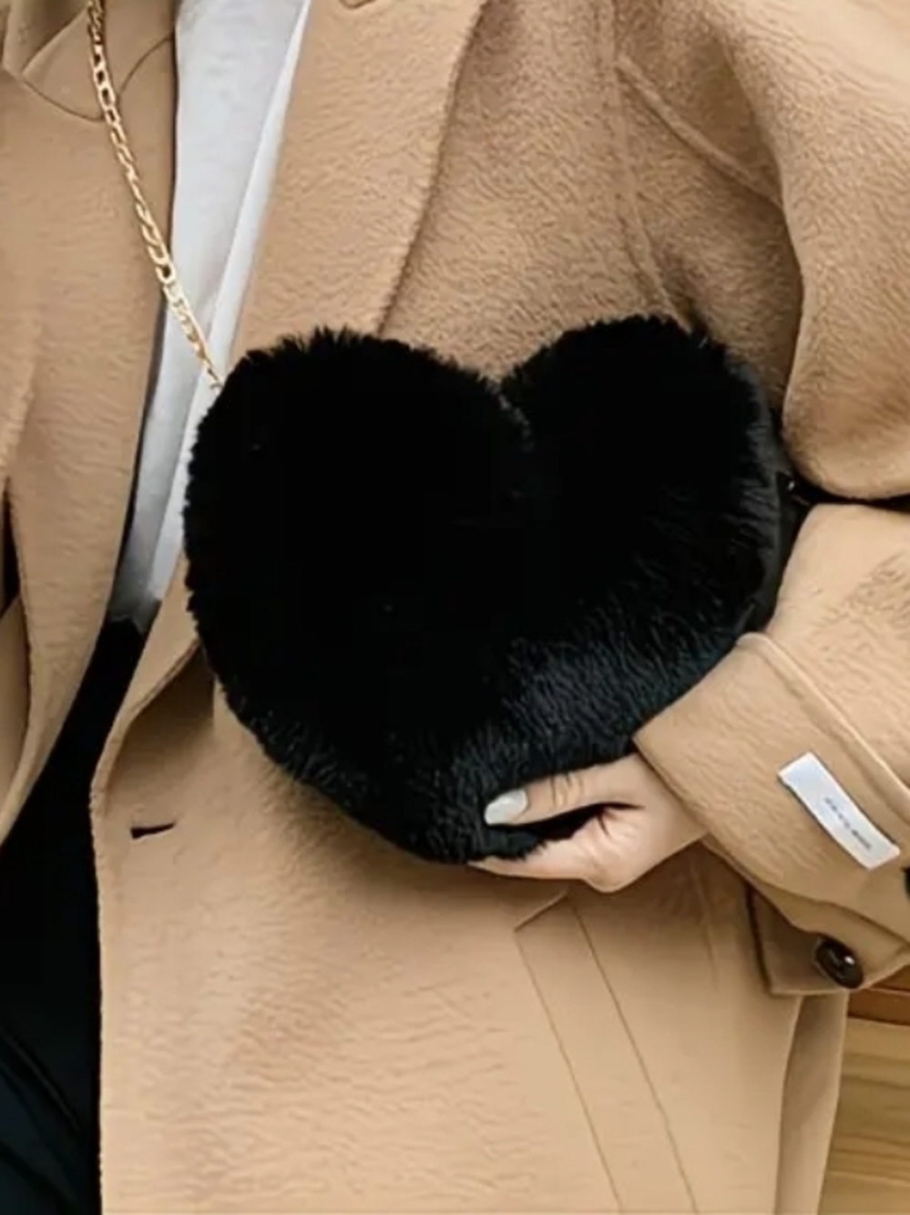 Heart Plush Crossbody Bag - Picture 4 of 8